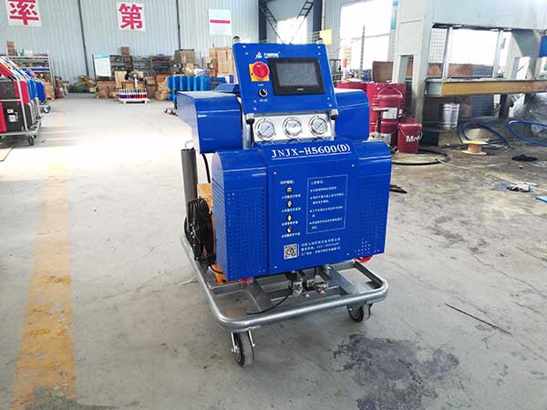 河北聚脲噴涂機設備 管道防腐施工(圖2) JNJX-H5600(D)聚脲噴涂機